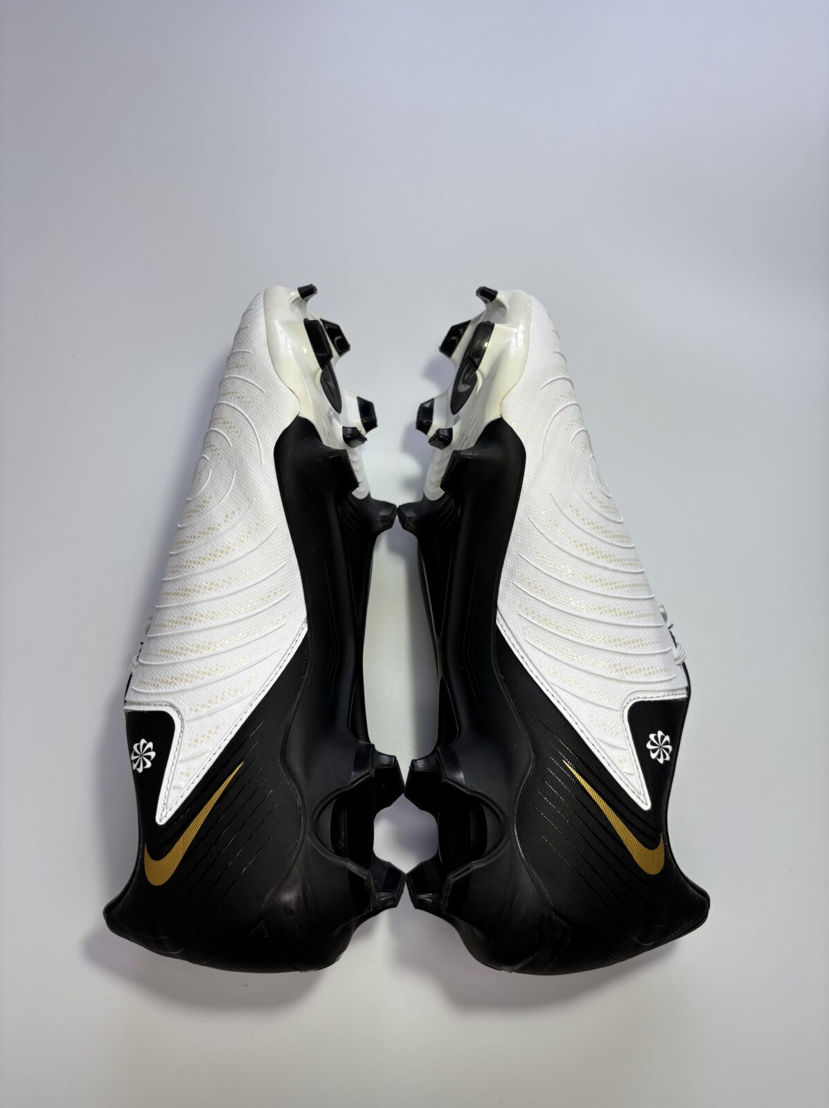 Nike Phantom GX Academy FG, 42 - 26.5cm - obrazek 4