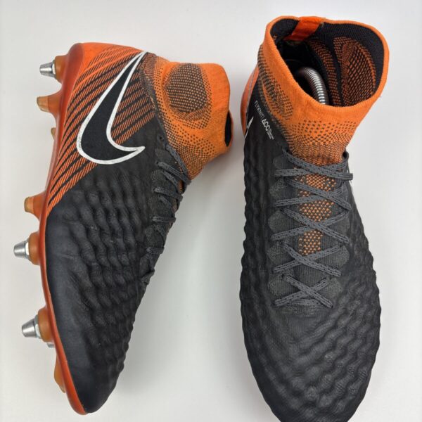 Nike Magista Obra 2 Elite SG-PRO, 44 - 28cm